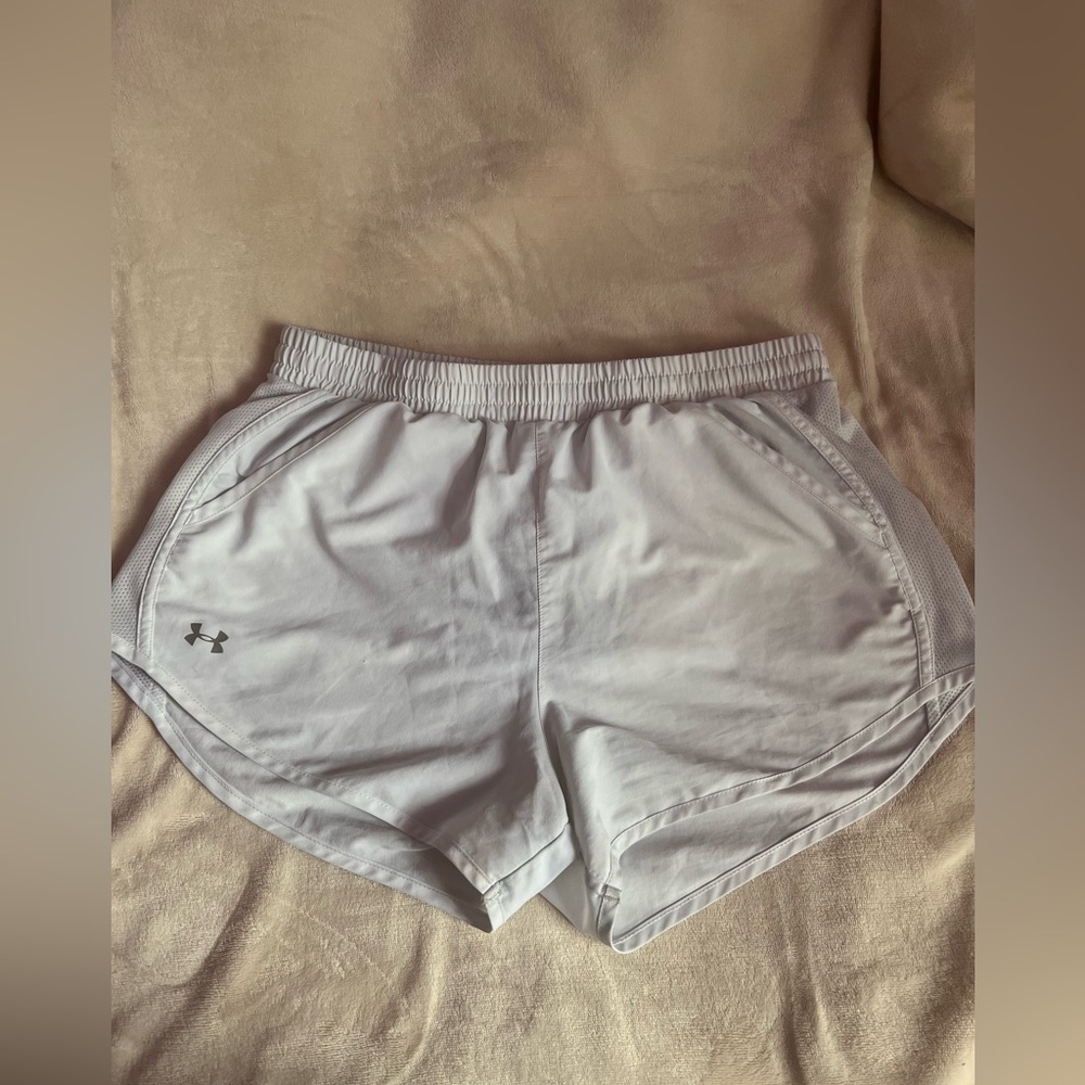 white under armour shorts
